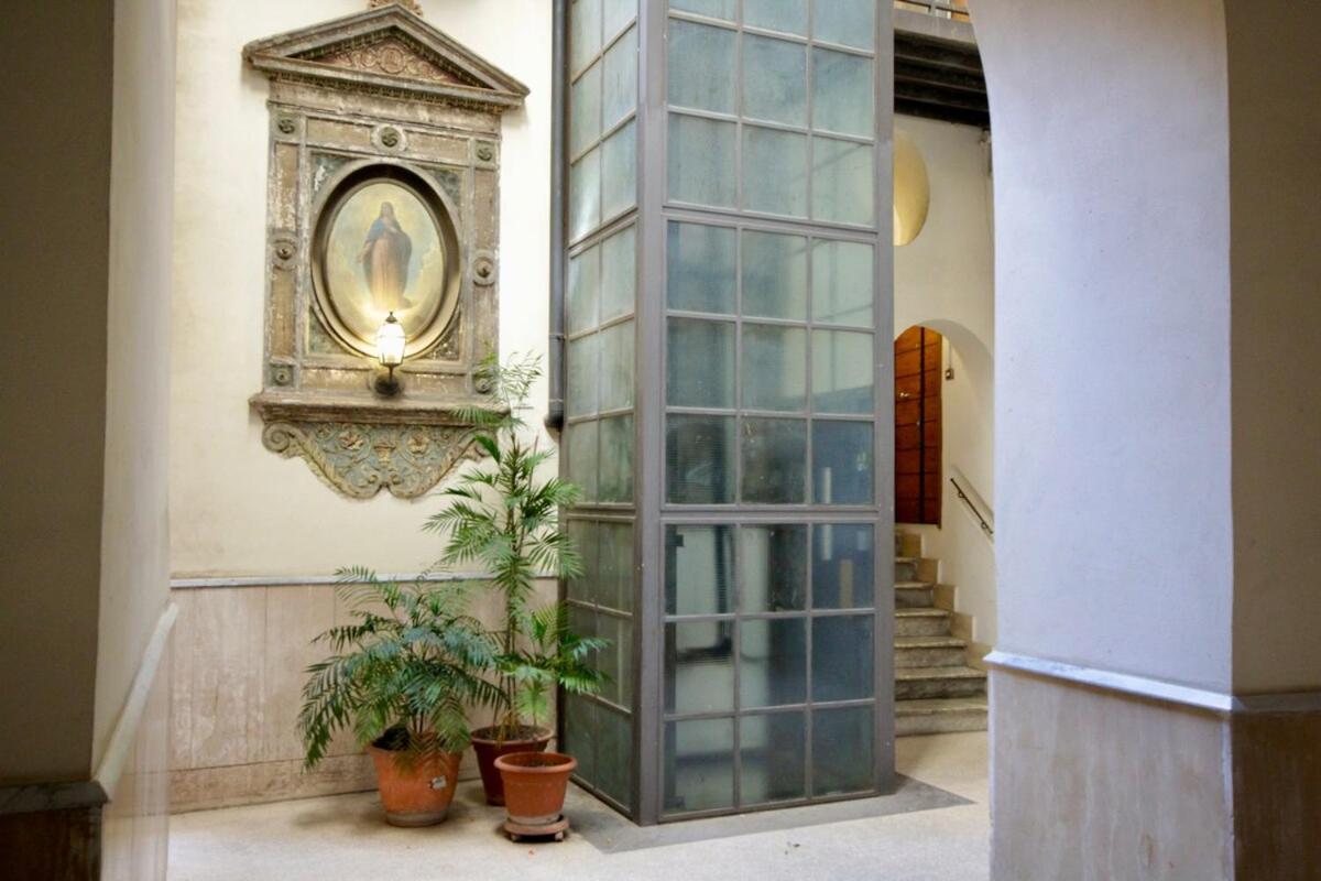 Hc - In The Heart Of Campo De' Fiori Apartman Róma Kültér fotó
